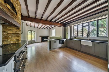 5 bedroom detached house to rent - Photo 5