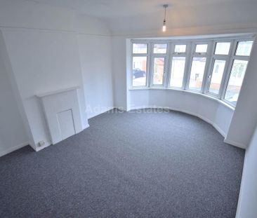 4 bedroom semi-detached house to rent - Photo 1
