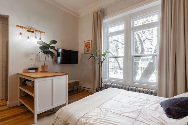 Rue St-Marc, H3H 2E5, Montréal - Photo 1