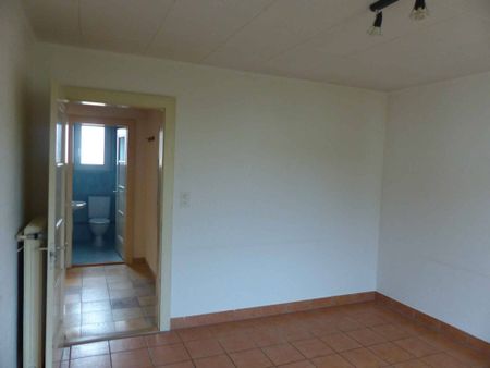 Beautiful 3. 5 room apartment of 77 m2 - Photo 2