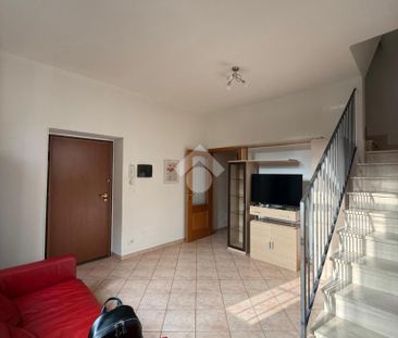 Porzione di quadrifamiliare in affitto - Foto 2