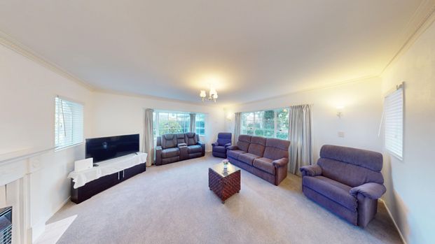 Springvale - 3 Bedrooms - Photo 1