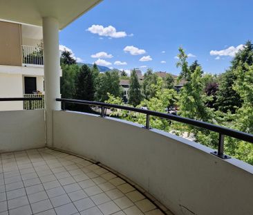 Location Appartement 3 pièces 73m² ANNECY 74000 - Photo 2