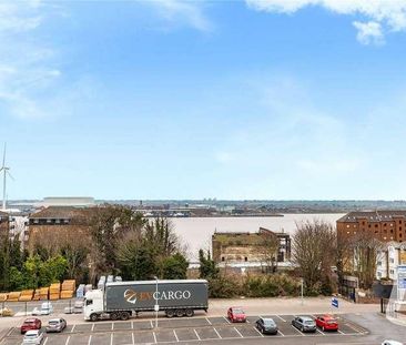 Fairfield Square, Stuart Road, Gravesend, Kent, DA11 - Photo 4