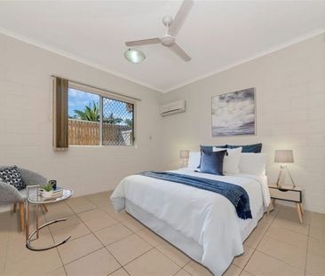 CHARMING 2 BEDROOM 1 BATHROOM UNIT IN WEST END! - Photo 6