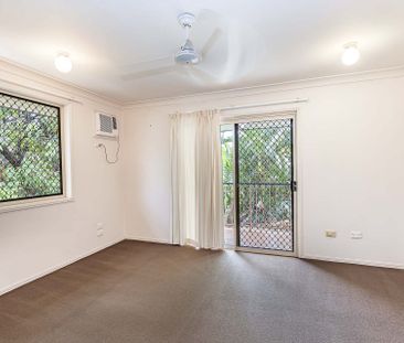 3/75 Cook Street, North Ward - Photo 4