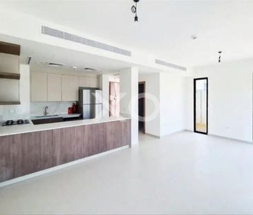 Single Row | Good Location | Unfurnished - Photo 3