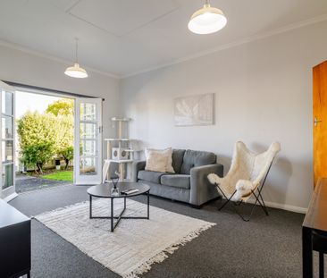 Easy central living - Photo 3