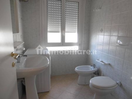 Bilocale buono stato, terzo piano, Centro, San Bartolomeo al Mare - Photo 2