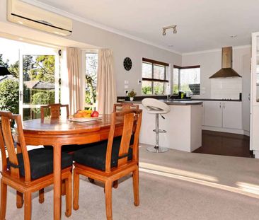 PREBBLETON - 4 X BEDROOMS, 2 X BATHROOMS, LOVELY HOME - Photo 1