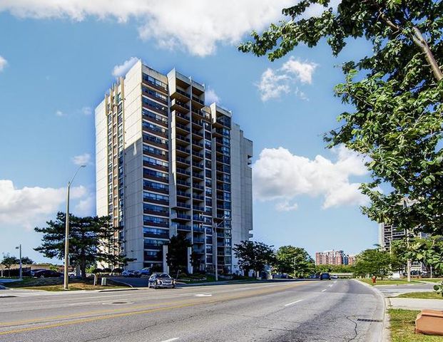 Premier Court Apartments | 41 Speers Road, Oakville - Photo 1