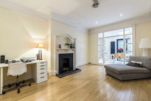 Cleveland Road, Ealing, W13 - Photo 1