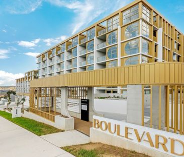 Modern Living in Boulevard - Photo 3