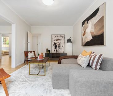 Ground Floor Sanctuary with House-Like Proportions - Photo 5
