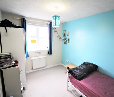 Carter Road, Maidenbower - Photo 6