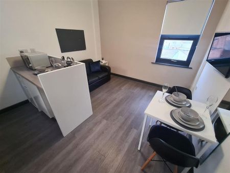 Studio to rent - Photo 5