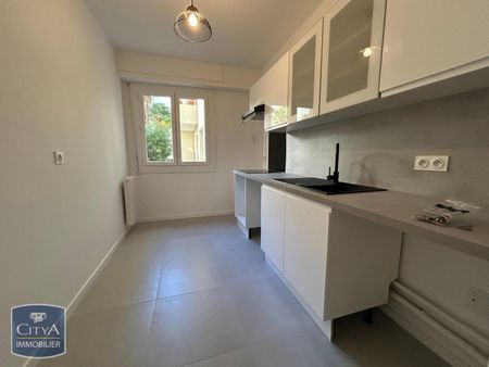 Location Appartement 3 pièces 69m² NICE 06300 - Photo 4