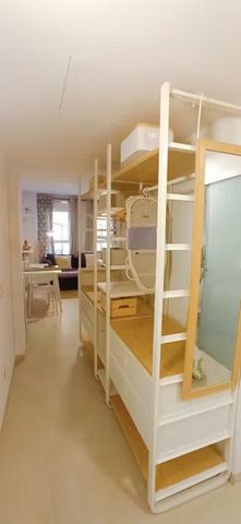 Calle de Martínez, Madrid, Community of Madrid 28039 - Foto 4