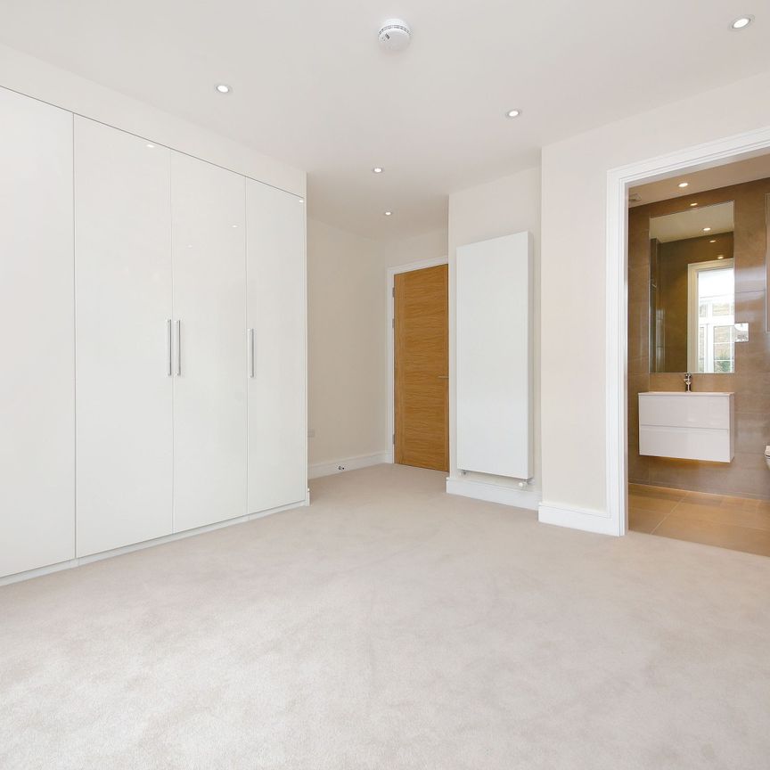 Sandwell Court, Beechcroft Avenue, Golders Green, London, NW11 - Photo 1