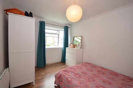 Shooters Hill Road, London, SE3 - Photo 3