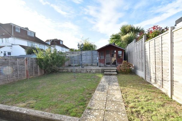 2 bedroom semi-detached bungalow to rent - Photo 1