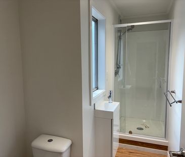 New Windsor Newly renovated unit with Garage - Photo 5