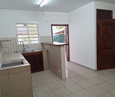 Location appartement 2 pièces, 38.00m², Cayenne - Photo 2