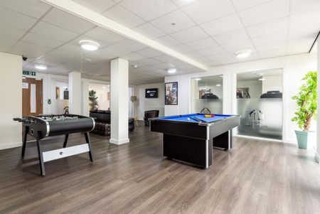 Studio to rent - Photo 2