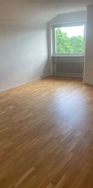 Malmgatan, Smålandsstenar - Foto 1