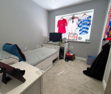 4 bedroom detached house to rent - Photo 4