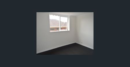 Renovated Apartment! - Photo 2