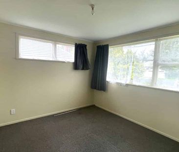 Spacious & Tidy 3 Bedroom Home - Photo 1