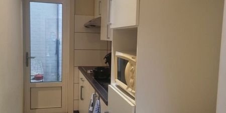 Gelijkvloers app. te huur in Eeklo voor € 560 met 1 slaapkamer - Foto 5