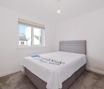 3 bedroom detached house to rent - Photo 6