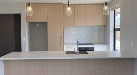 Rolleston 4 bedroom - Photo 3