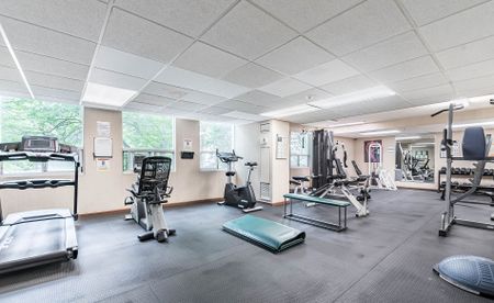 For Lease - 3650 Kaneff Crescent Unit# 908, Mississauga, Ontario - Photo 5