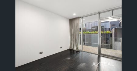 Prahran Living At Its Best - Photo 3