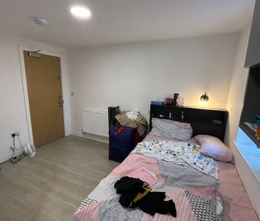 Studio Flat, Humphrey Road, M16 - Photo 3