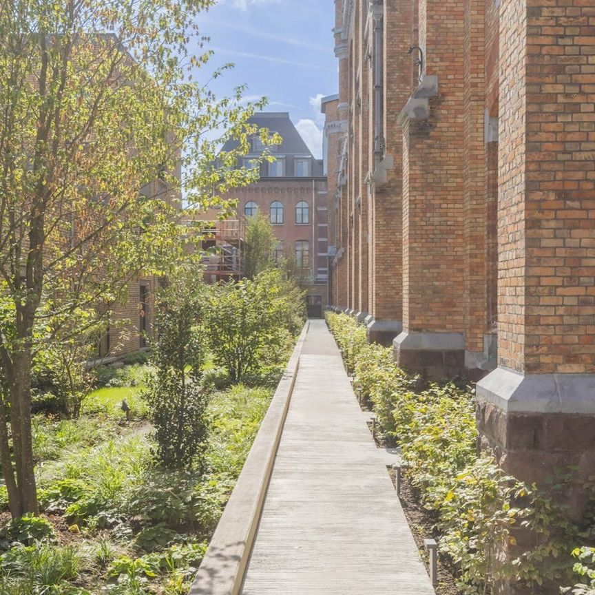 Modern stadsappartement met inpandig terras - Foto 1