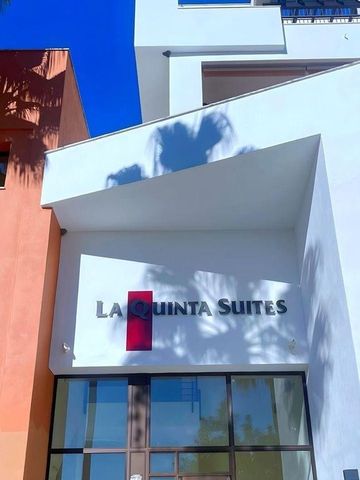 Luxury Apartment for rent in Benahavís, Andalusia - Photo 2