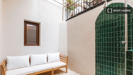 2 room luxury Flat for rent in Valencia - Photo 4