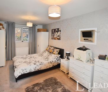 2 bedroom mid-terrace to rent Abbotsweld, Harlow - Photo 1