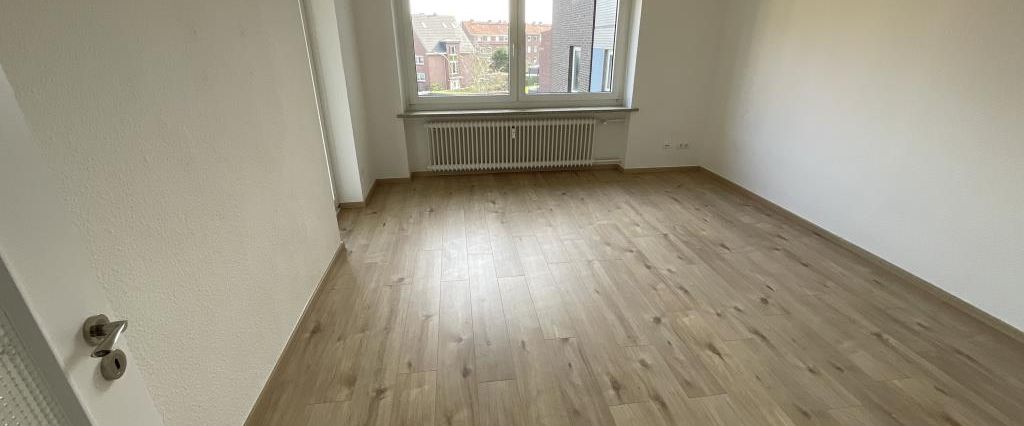 Demnächst frei! 4-Zimmer-Wohnung in Wilhelmshaven Heppens - Photo 1