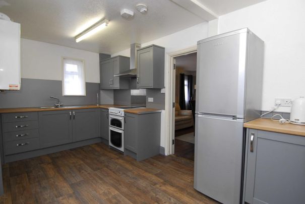 Beaumont Road, Plymouth - Photo 1