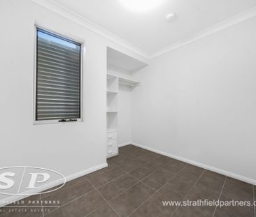 Modern Studio in Merrylands - Photo 2