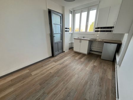 MONS EN BAROEUL - APPARTEMENT - T2 - Photo 3