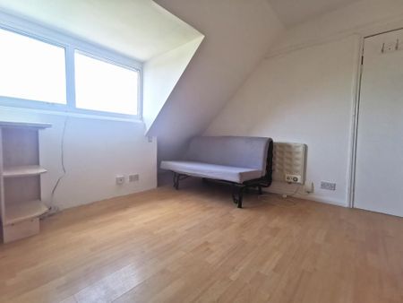 Studio to rent - Photo 4