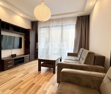 Warszawa, Wilanów, al. Aleja Rzeczypospolitej - Zdjęcie 4