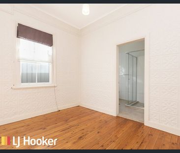 Charming 4-Bedroom Home in Prime East Tamworth Location - Photo 3