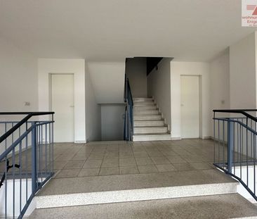 Neu saniert - 3-Raum-Wohnung mit PKW-Stellplatz in Oberrothenbach /... - Photo 1